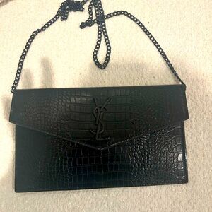 Black Croc-Embossed Chain Shoulder Bag - Saint Laurent Style